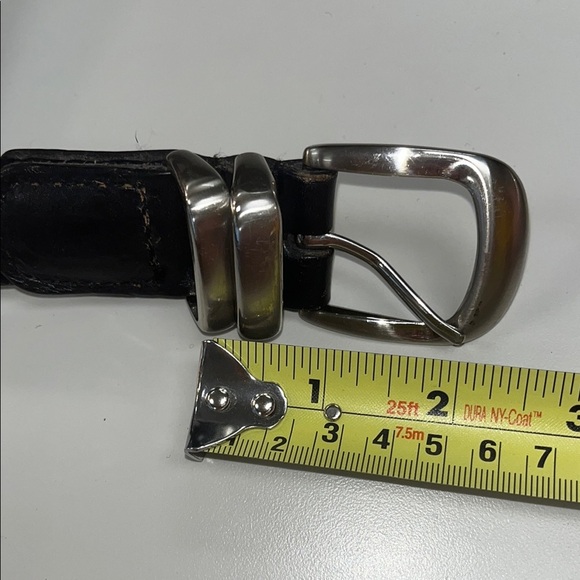 Men's Black Braided Leather Belt size 32” inches, preowned no label. - Picture 9 of 10